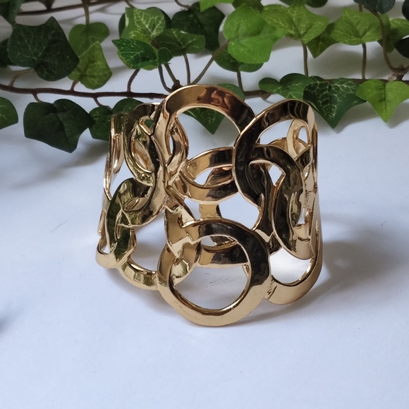 Sequin Jewelry - Sequin Gold Circles Open Cuff Bracelet
